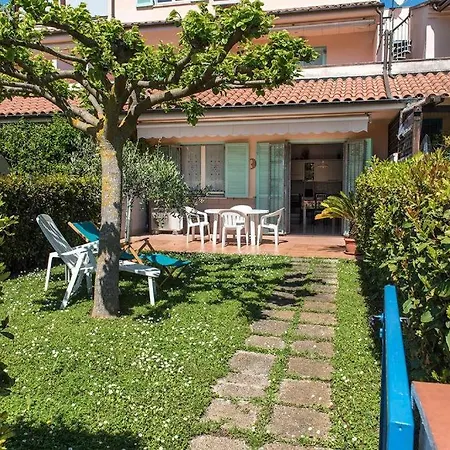 M355 - Marcelli, Bilocale Con Giardino E Parcheggio *