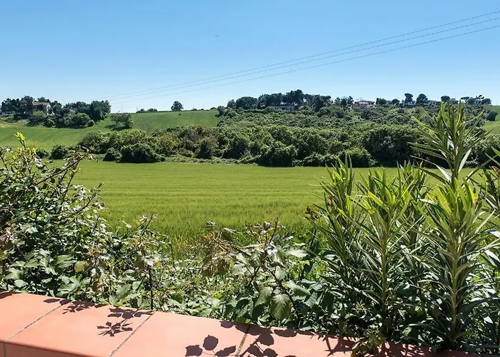 Apartment M355 - Marcelli, Bilocale Con Giardino E Parcheggio